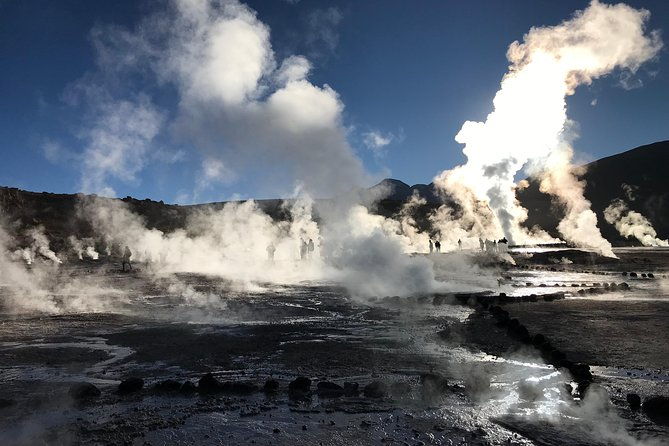 4-day-best-of-atacama-moon-valley-tatio-geysers-and-altiplanic-lagoons