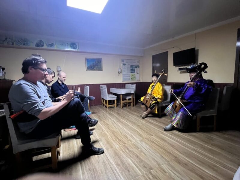 4 Day Best of Central Mongolia tour, Chinggis Khan statue - Key Points