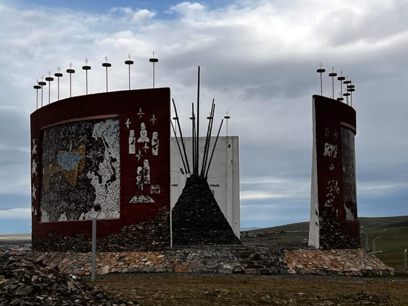 4 Day Best of Central Mongolia tour, Chinggis Khan statue - FAQ