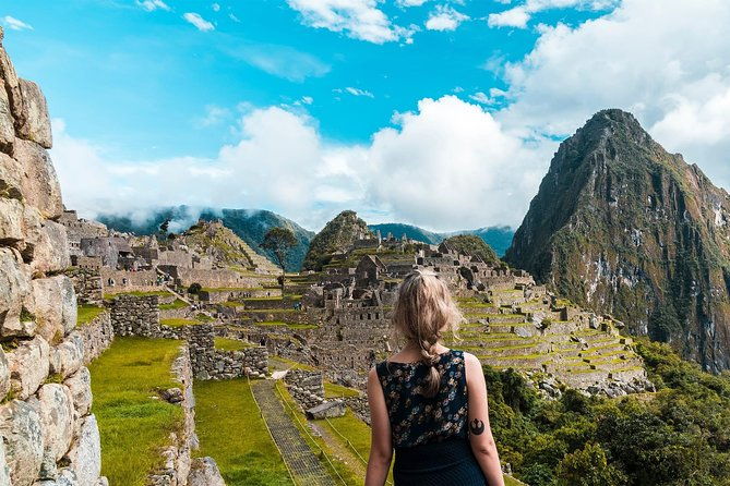 4-day-bucketlist-cusco-rainbow-mtn-machu-picchu-sacred-valley-humantay