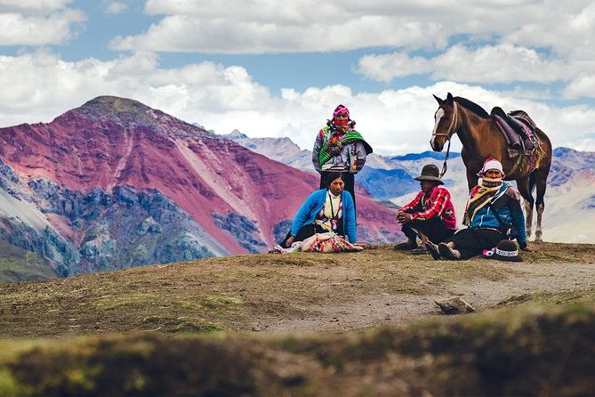 4-day-bucketlist-cusco-rainbow-mtn-machu-picchu-sacred-valley-humantay