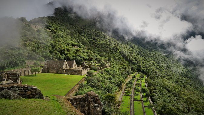 4-day-choquequirao-trek-private-service