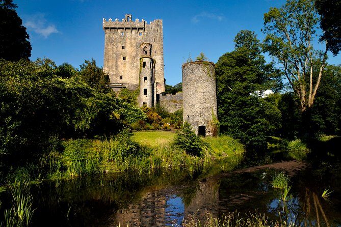 4-Day Cork, Ring of Kerry, Dingle, Cliffs of Moher and Galway Bay Rail Tour - Key Points