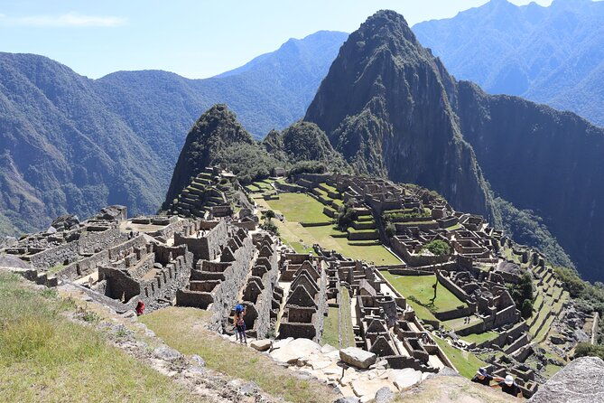 4-day-cusco-sacred-valley-machupicchu-and-rainbow-mountain-tour