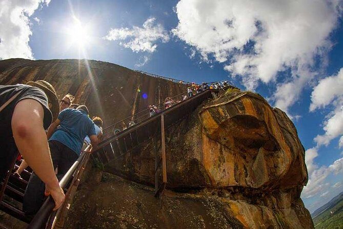 4-Day Essence of Sri Lanka Tour - Key Points