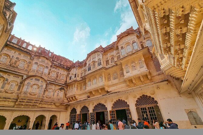 4-Day Golden Triangle Tour-Delhi Agra Fatehpur Jaipur-Taj & More - Frequently Asked Questions