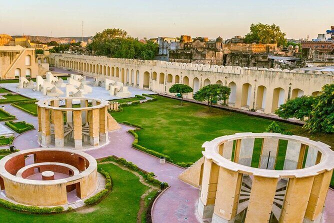 4 Day Golden Triangle Tour with Ranthambore and Tiger Safari - Transportation, Guides, and Overall Value