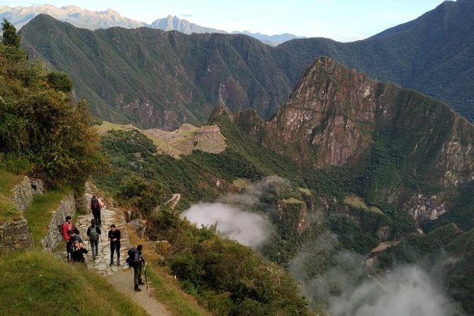 4-day-inca-trail-hike-to-machu-picchu-private-tour