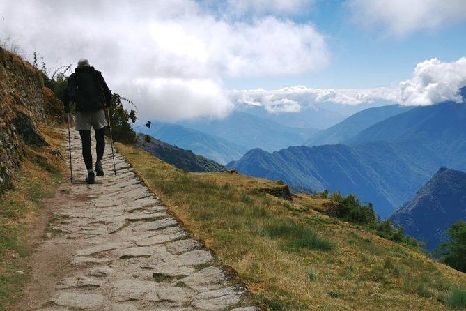 4-day-inca-trail-hike-to-machu-picchu-private-tour