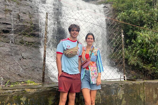 4 Day Kerala Tour Athirappilly Munnar Alleppey - Key Points