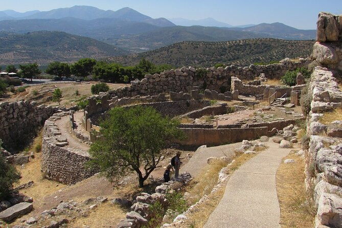 4-day-private-peloponnese-delphi-and-meteora-tour-from-athens