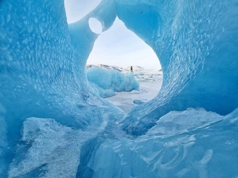 4-day-south-coast-blue-ice-cave-glacier-lagoon-tour