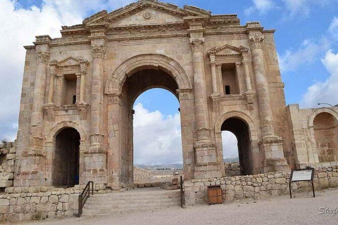 4-Day Tour from Amman: Amman, Nebo, Jerash, Petra, Wadi Rum and Dead sea - FAQ