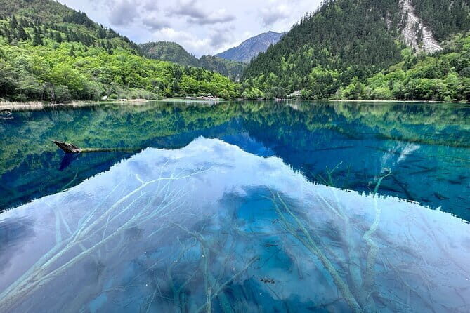 4-day tour of Jiuzhaigou Valley Scenic and Historic Interest Area - Key Points