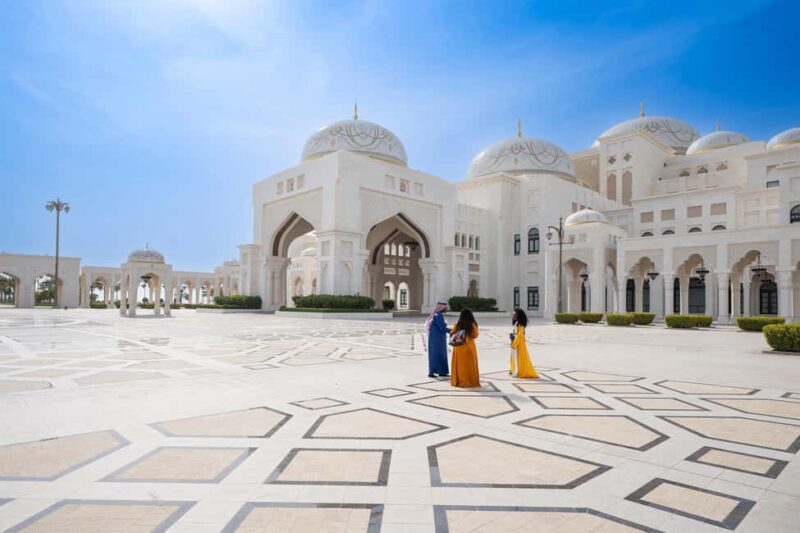 4-Day UAE Cultural Journey: Dubai, Abu Dhabi & Al Ain - Who is this tour perfect for?