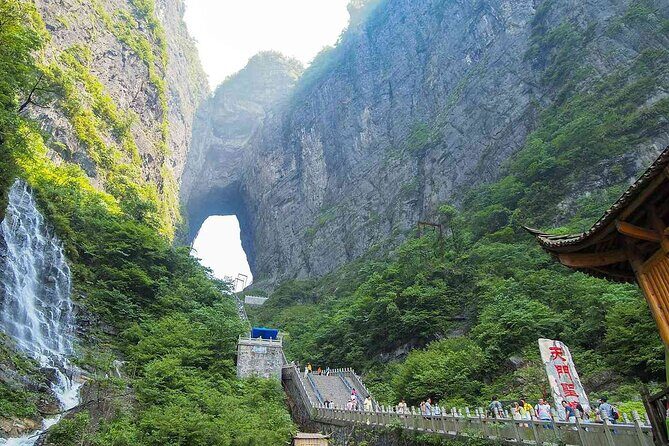 4 Day Zhangjiajie Tour to All Highlight Attractions with VIP Lift - Final Thoughts