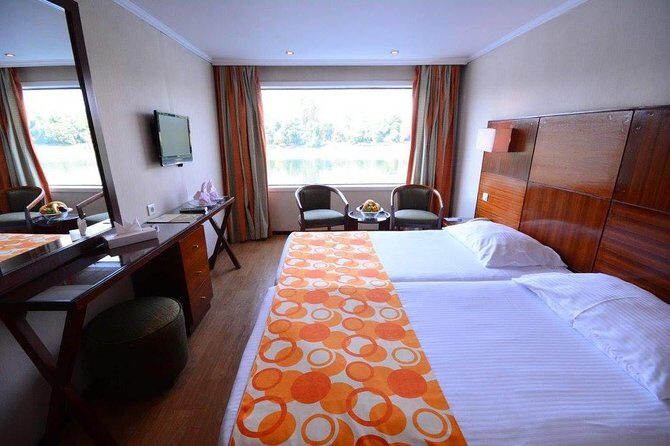 4 Days 3 Nights Nile Cruise From Hurghada By Bus - Key Points