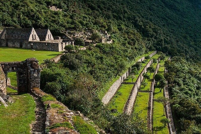 4-days-guided-tour-in-choquequirao-peru