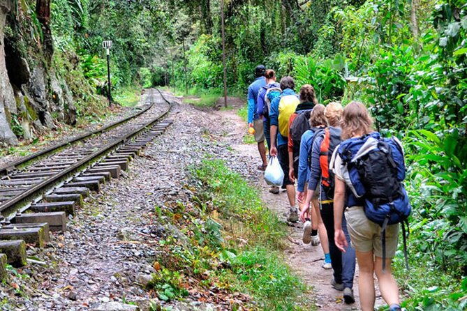 4-days-multi-day-tour-in-inca-trail-jungle