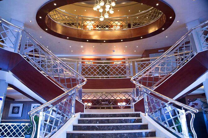 4 Days Nile Cruise Aswan & Luxor , Hot air balloon & Abu simble . Hot Offer - Key Points
