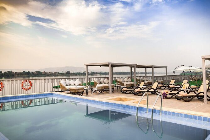 4 Days Nile Cruise From Aswan to Luxor 5* - What Sets This Tour Apart?