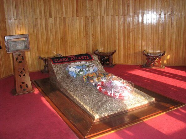 4 Days Trip in Accra, Cape Coast,Kumasi culture & heritage tours - Day 1: Discovering Accra’s Cultural Heart