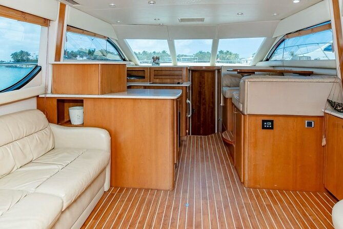 4-hour-42-meridian-yacht-rental-with-captain-in-miami-florida