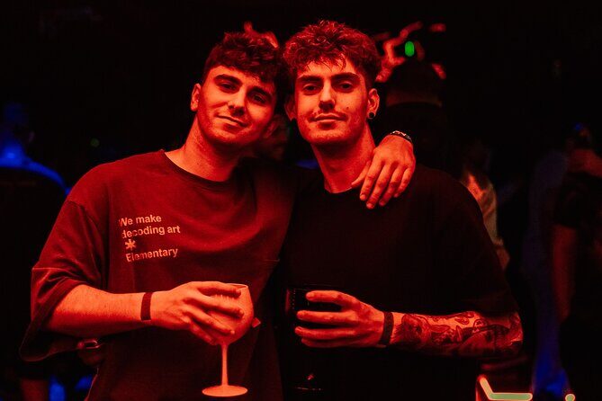 4 Hour Barcelona Fun Party Tour - Key Points