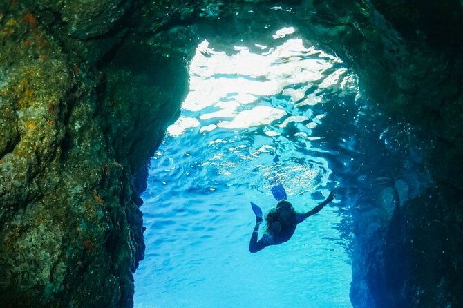 4-hour-boat-tour-of-the-amalfi-coast