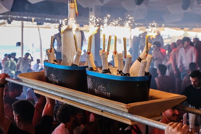 4-hour-day-party-at-beach-clubs-in-mykonos