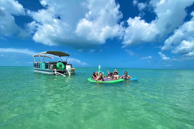 4-hour-dolphin-and-sandbar-cruise