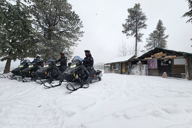 4-hour-guided-scenic-national-monument-snowmobile-tour-in-bend