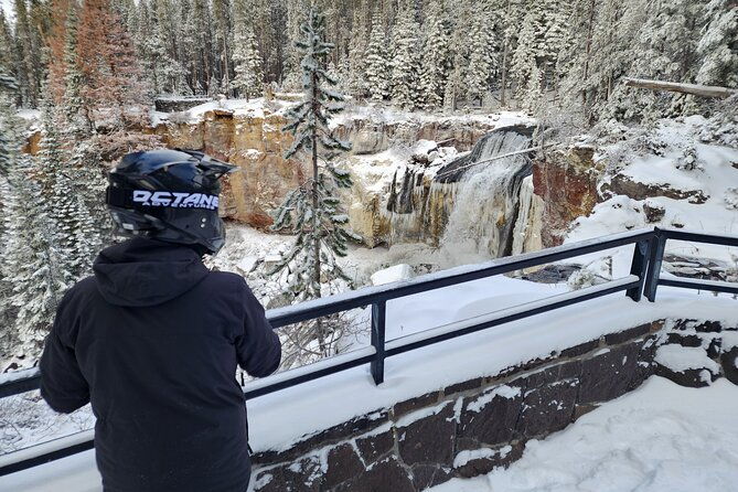 4-hour-guided-scenic-national-monument-snowmobile-tour-in-bend