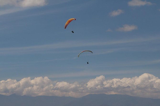 4-hour-paragliding-adventure-from-bogota