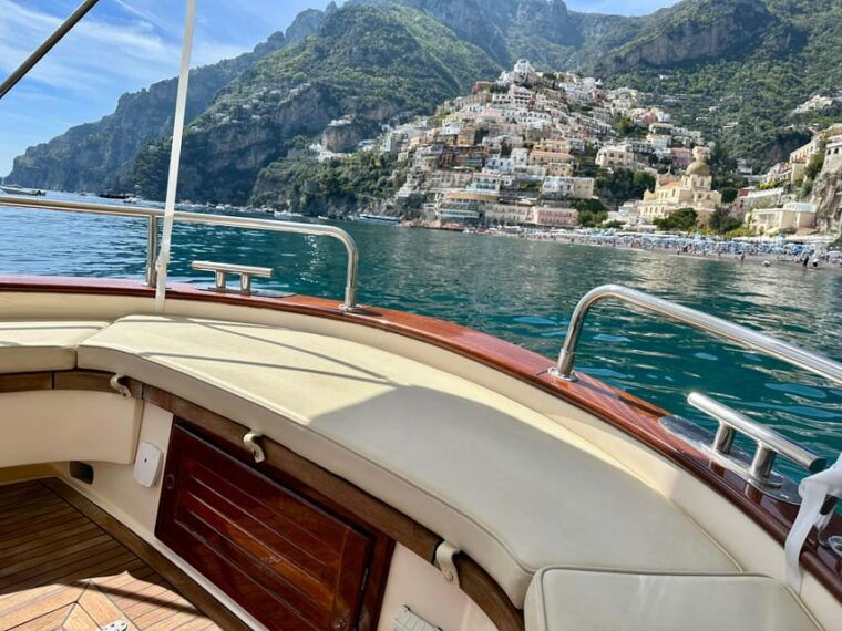 4-hour-private-boat-experience-from-positano-3