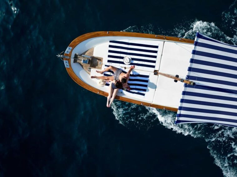 4-hour-private-boat-experience-from-positano-3
