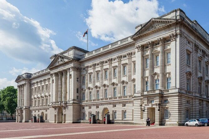 4-hour-private-guided-tour-of-london-on-a-classic-itinerary