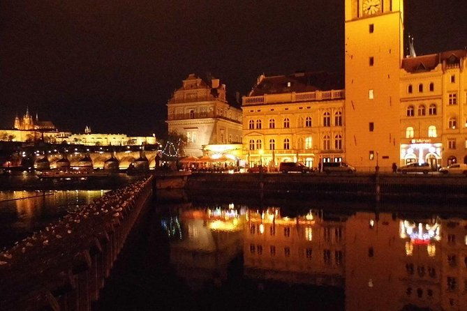 4-hour-private-prague-by-night-tour-2