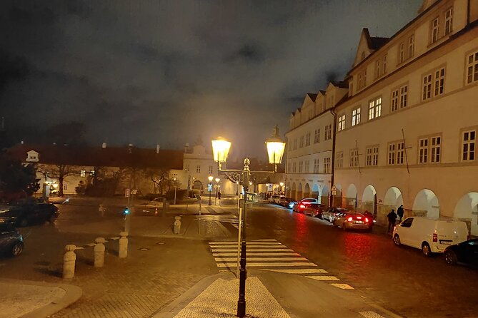 4-hour-private-prague-by-night-tour-2