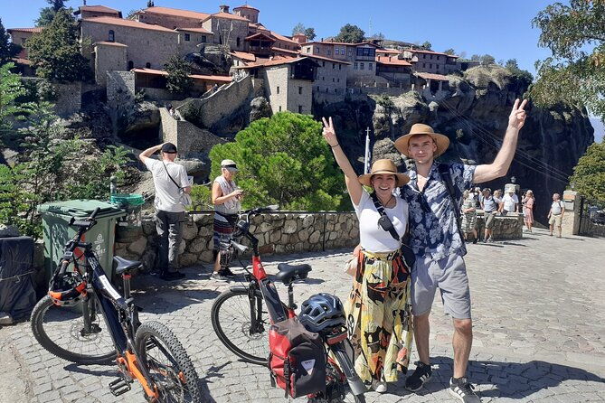 4-hour-tour-morning-highlights-of-meteora-on-e-bike-3