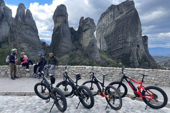 4-hour-tour-morning-highlights-of-meteora-on-e-bike-4
