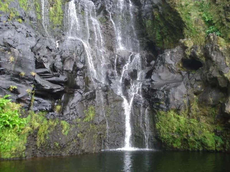 4-hour tour of Flores Island  Lagoons and incredible landscapes - Authenticity & Local Insight