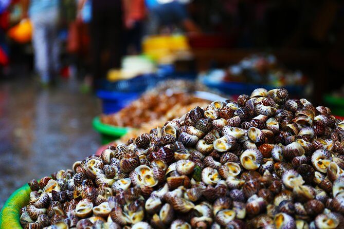 4-Hour Xiamen Private Local Food Market Experience - Authenticity and Local Culture