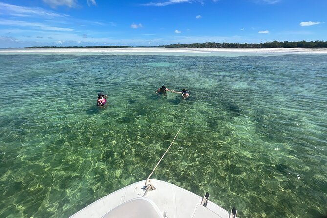 4-hours-22-hurricane-deck-boat-rental-in-key-west