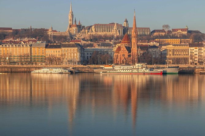 4-hours-long-private-minivan-tour-in-budapest