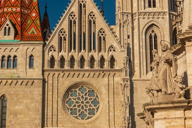 4-hours-long-private-minivan-tour-in-budapest