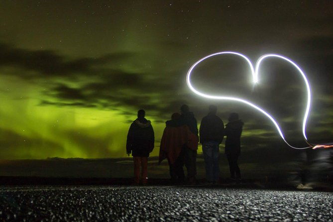 4-hours-northern-lights-private-luxury-tour