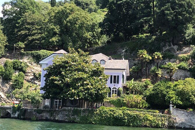 4-hours-private-boat-tour-in-lake-como-with-captain