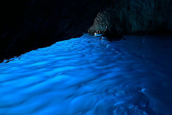 4-hours-private-boat-tour-to-capri-from-sorrento