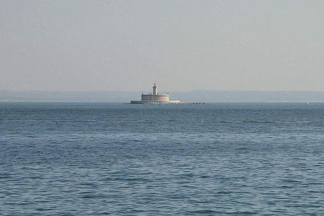 4-hours-private-sailing-trip-to-oeiras-beach